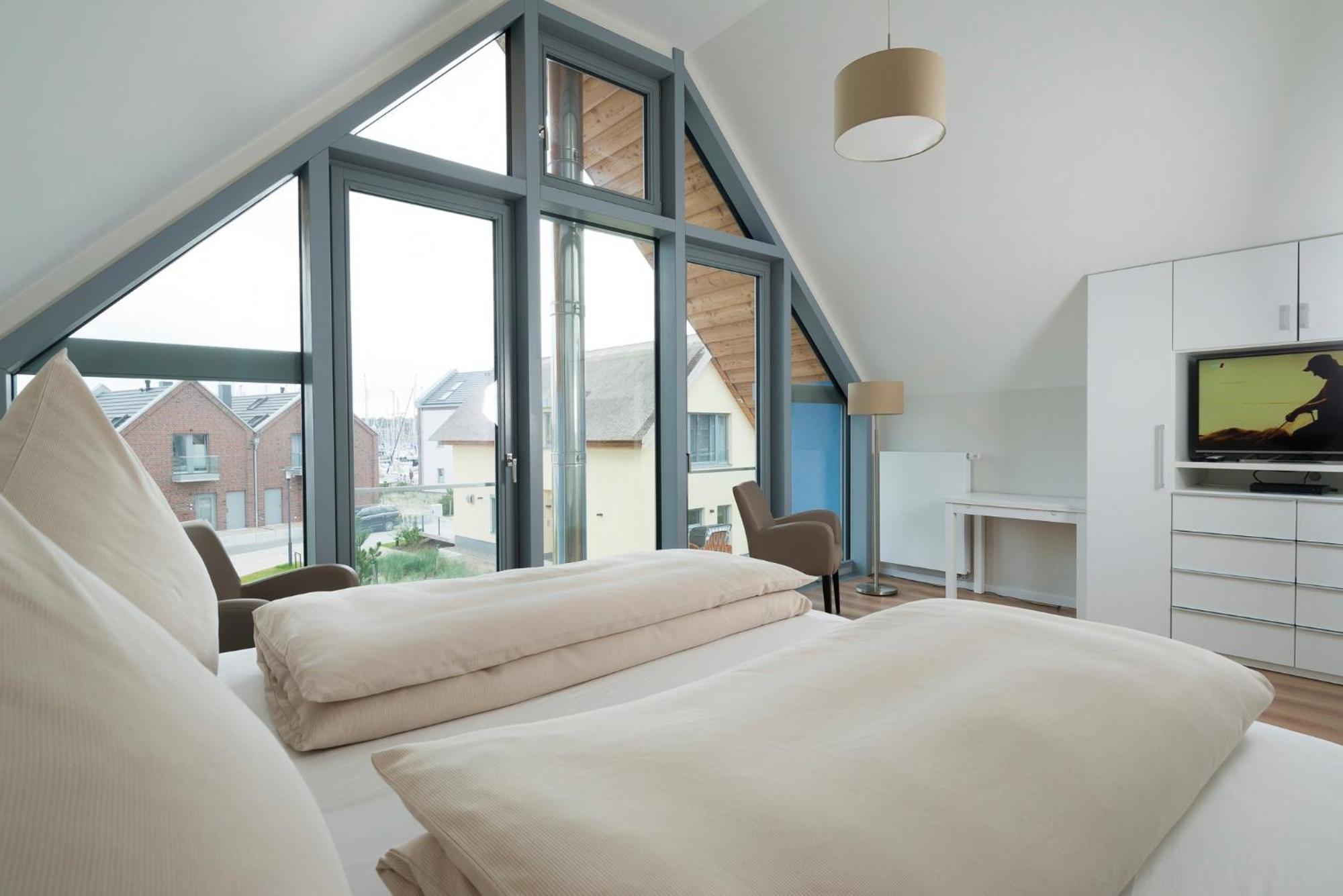 Ostsee - Reetdachhaus Nr 36 "Warder" Im Strand Resort Heiligenhafen Exterior photo